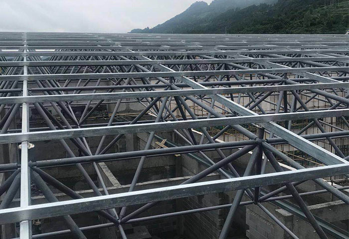 合作仁怀冠英学校艺体楼网架